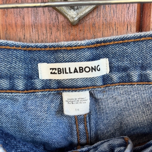 Billabong Jean Shorts - Picture 6 of 8